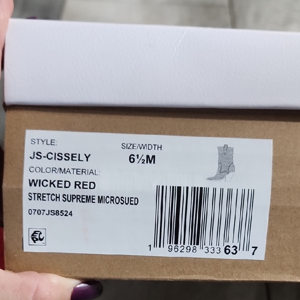 Jessica Simpson Red Embellished Women's Boots Size 6.5 - Picture 6 of 8